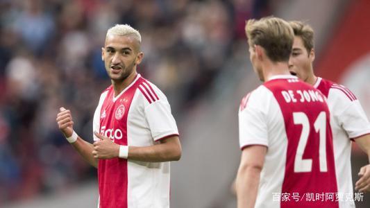 队都向他抛 队都向他抛