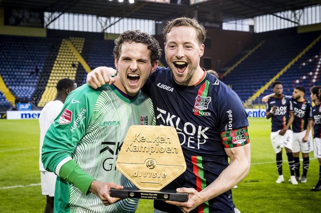 公正地判定 公正地判定