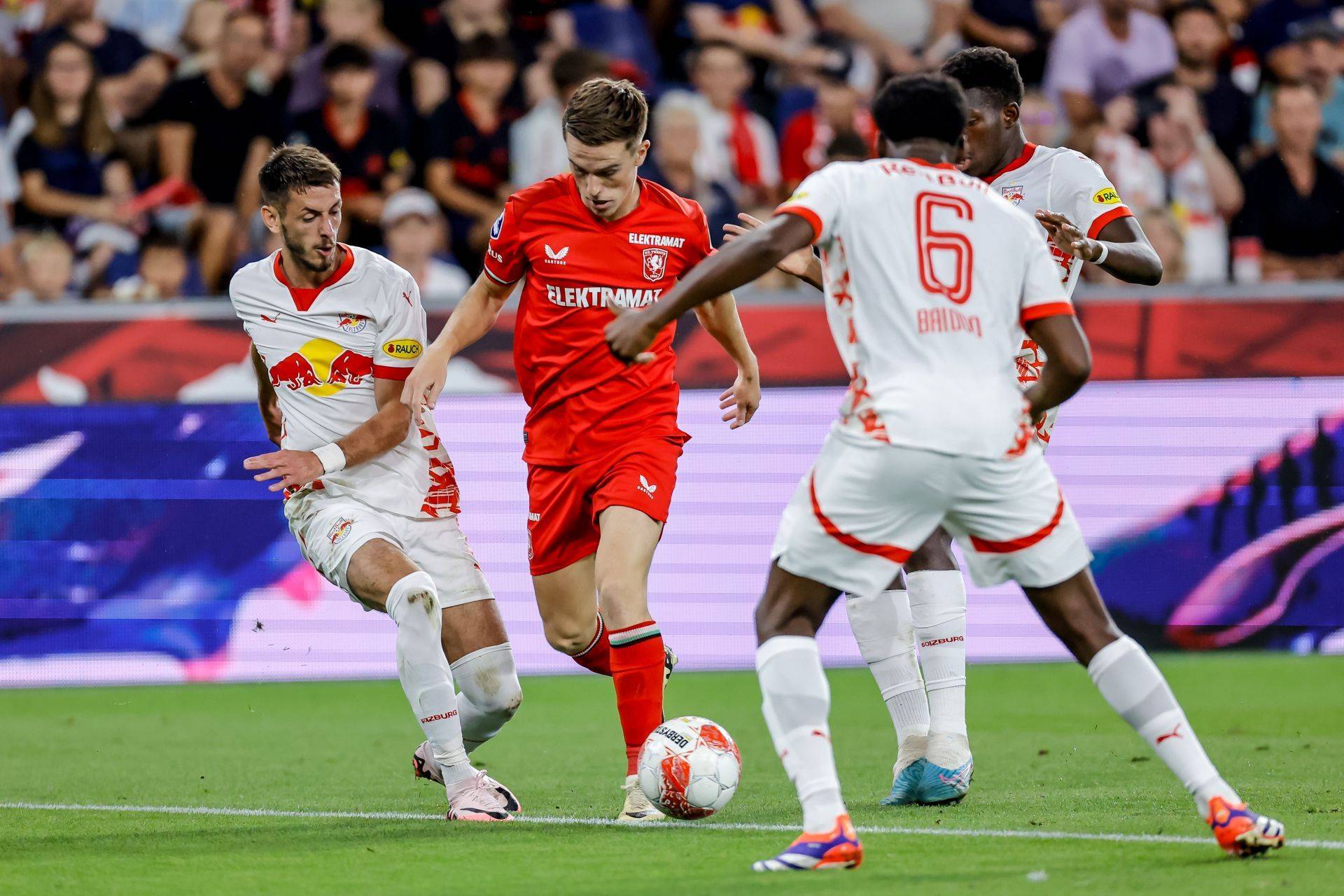 裁判果断出 裁判果断出